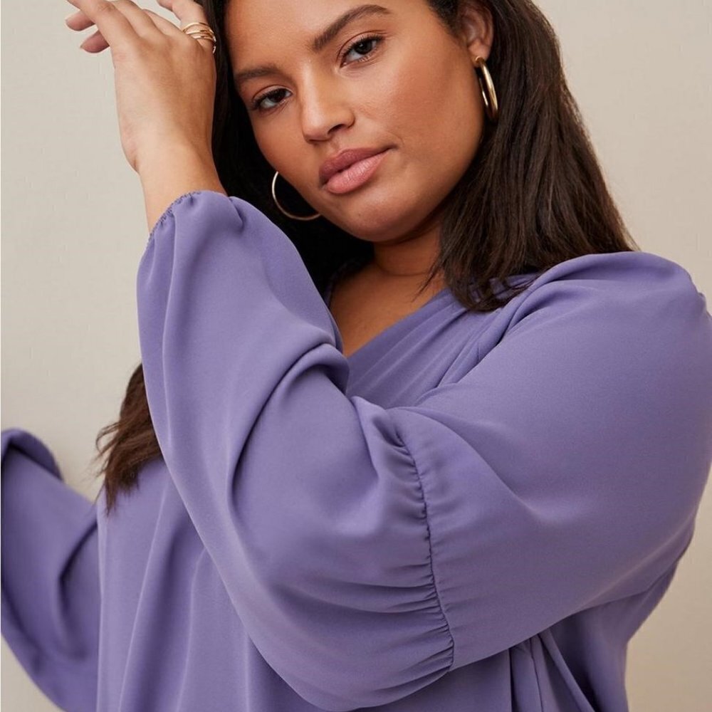 Torrid - Georgette Puff Sleeve Peasant Blouse in Blue / Periwinkle
